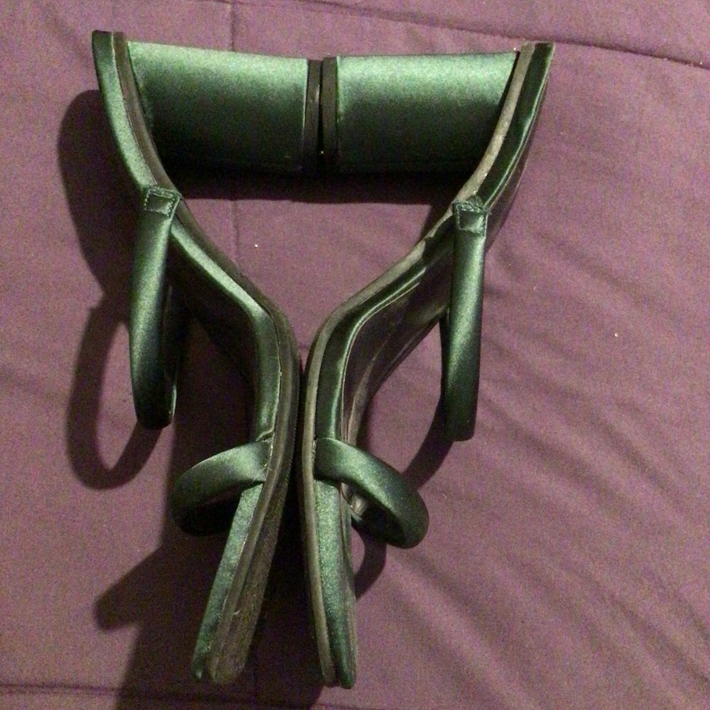 Preowned A New Day Forrest Green Slip On Sandal 8 - Picture 2 of 6